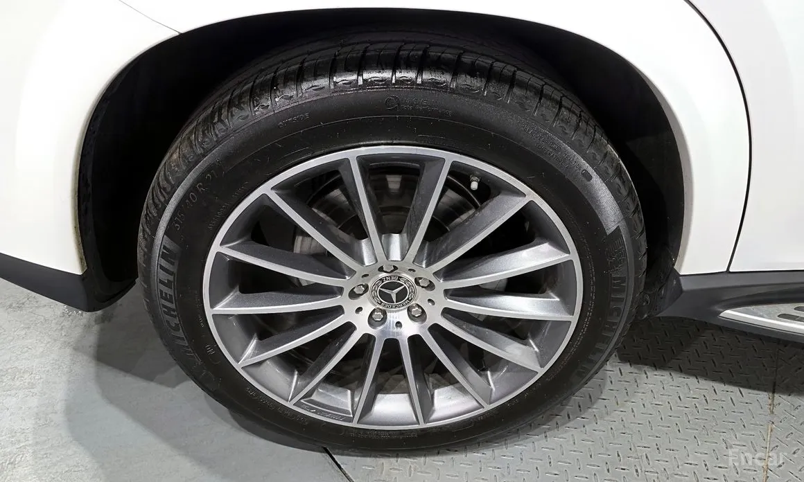 Фото 5 - Mercedes-Benz GLE-Class