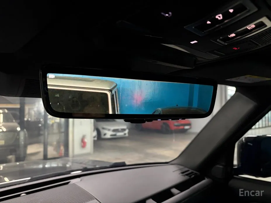 Фото 11 - Land Rover Defender