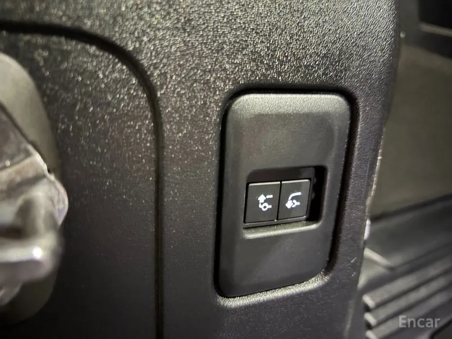 Фото 18 - Land Rover Defender