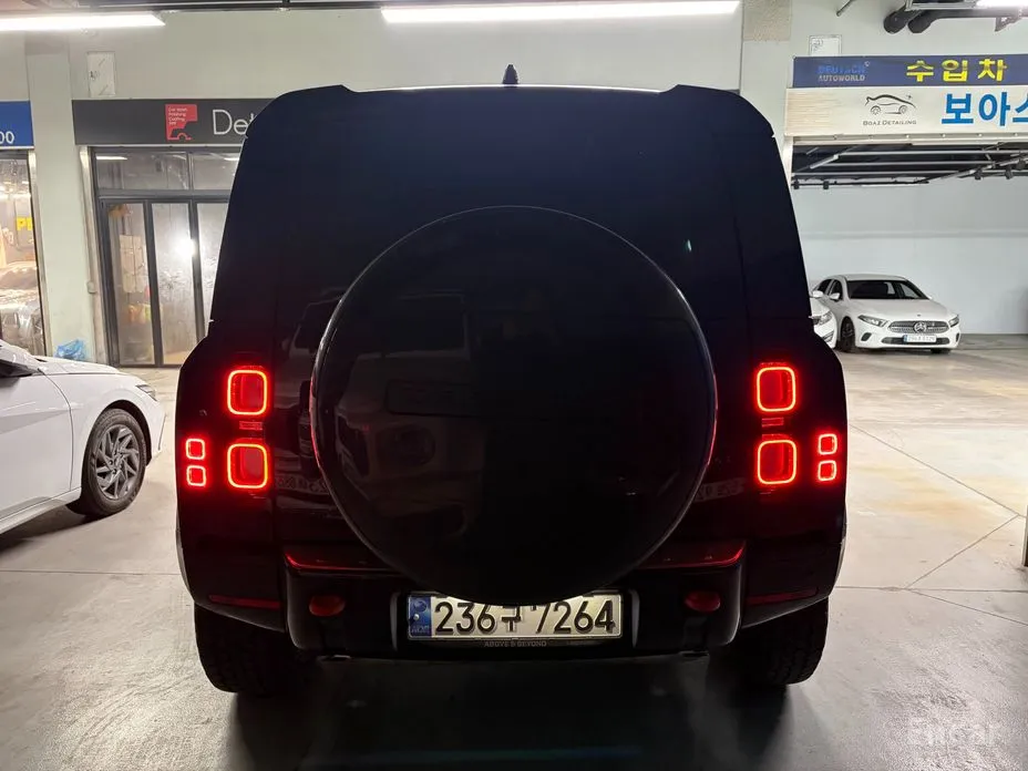 Фото 4 - Land Rover Defender