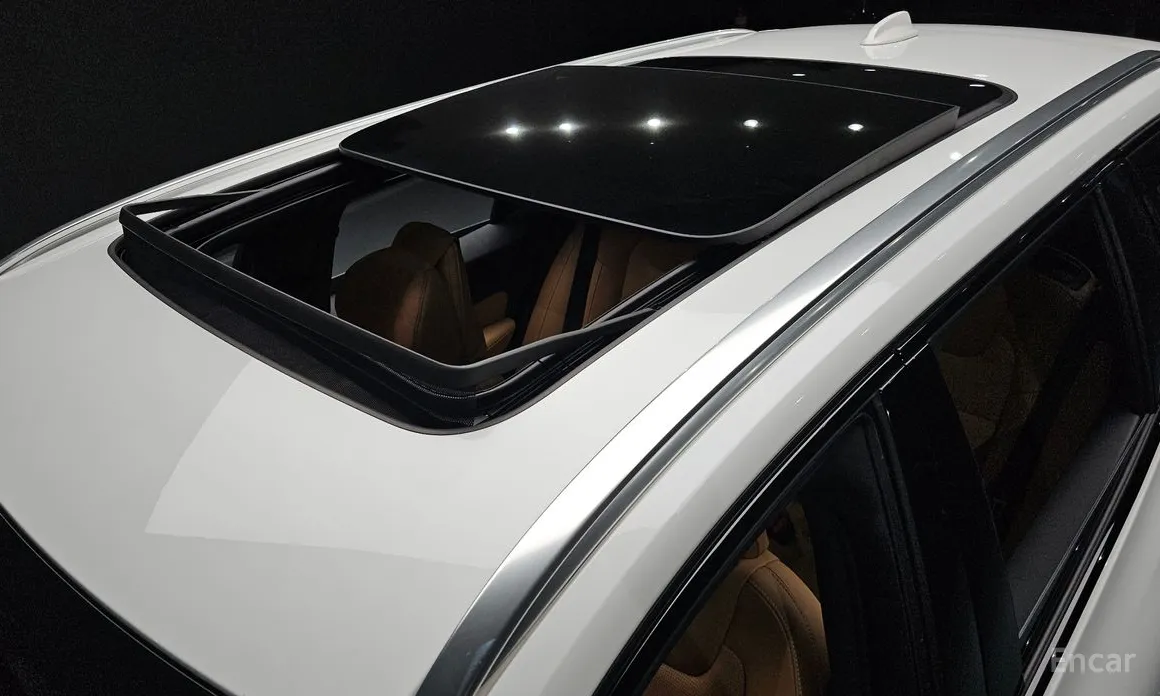 Фото 20 - Volvo V60