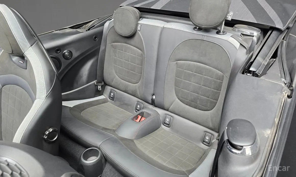 Фото 12 - Mini Cooper Convertible