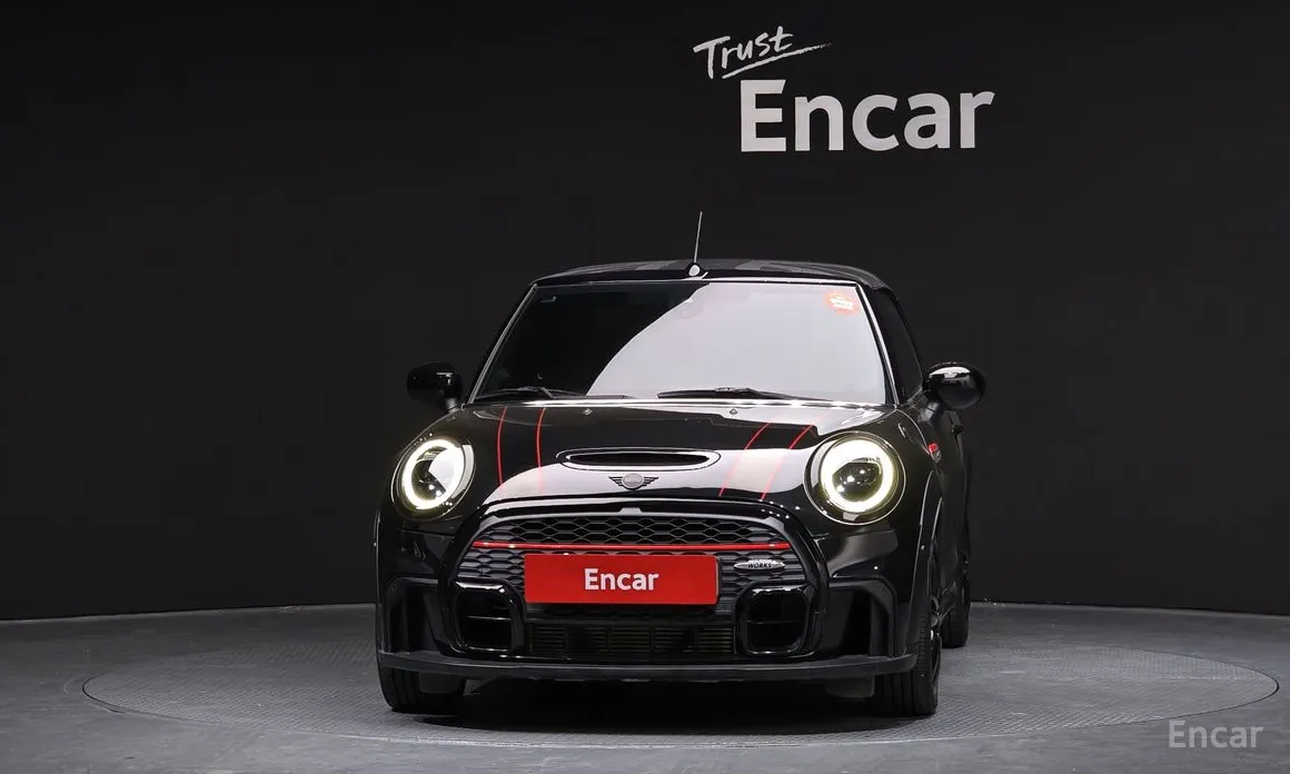 Фото 3 - Mini Cooper Convertible