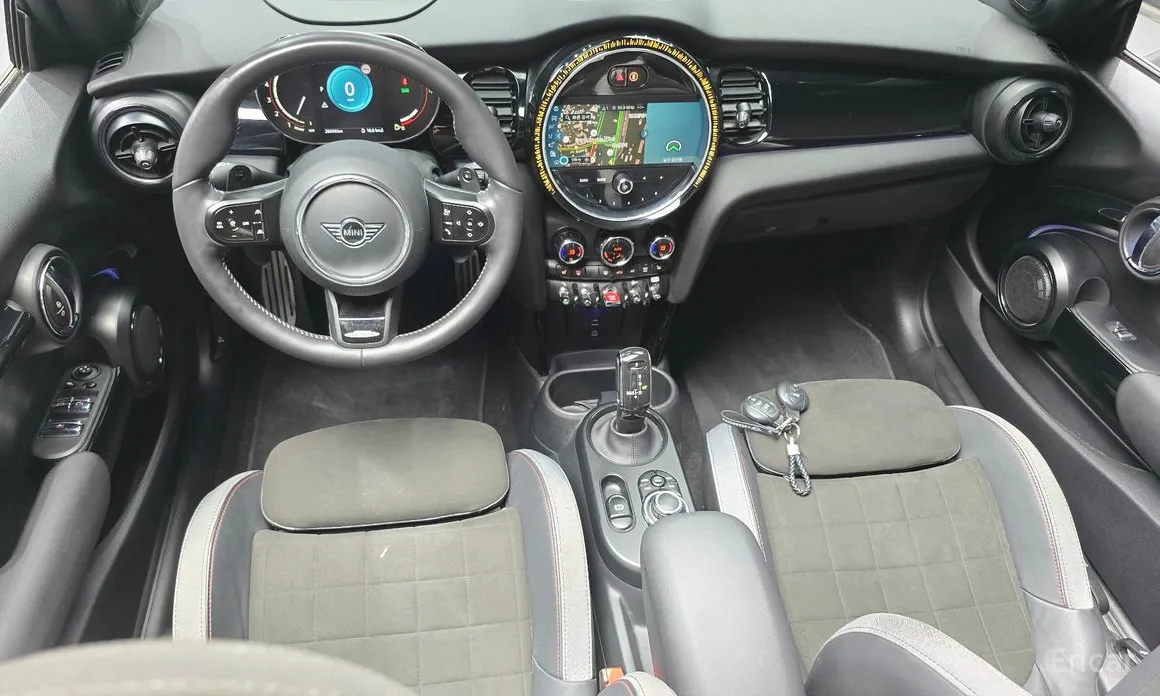 Фото 7 - Mini Cooper Convertible