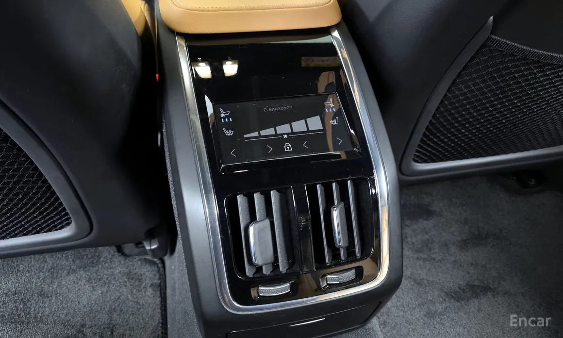 Фото 18 - Volvo S90