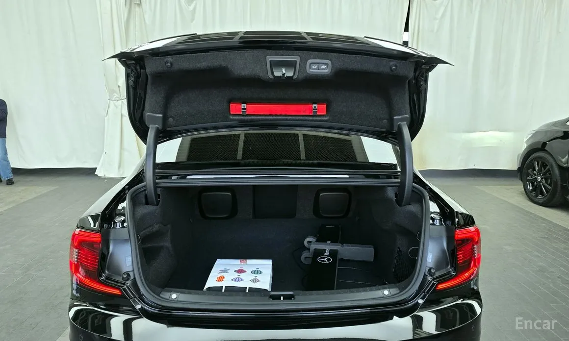 Фото 20 - Volvo S90