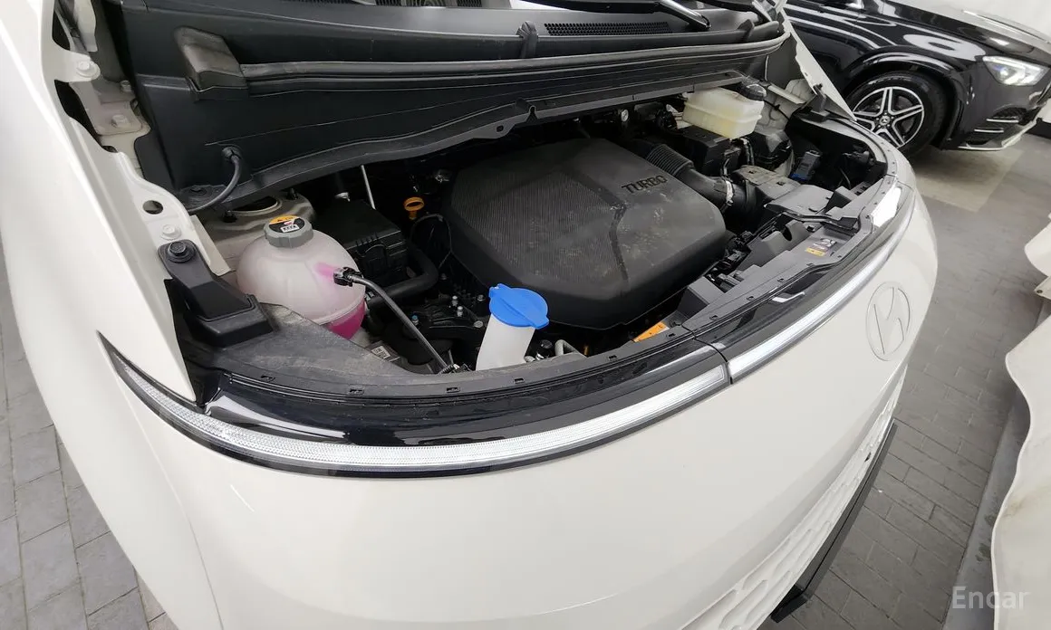 Фото 6 - Hyundai Staria