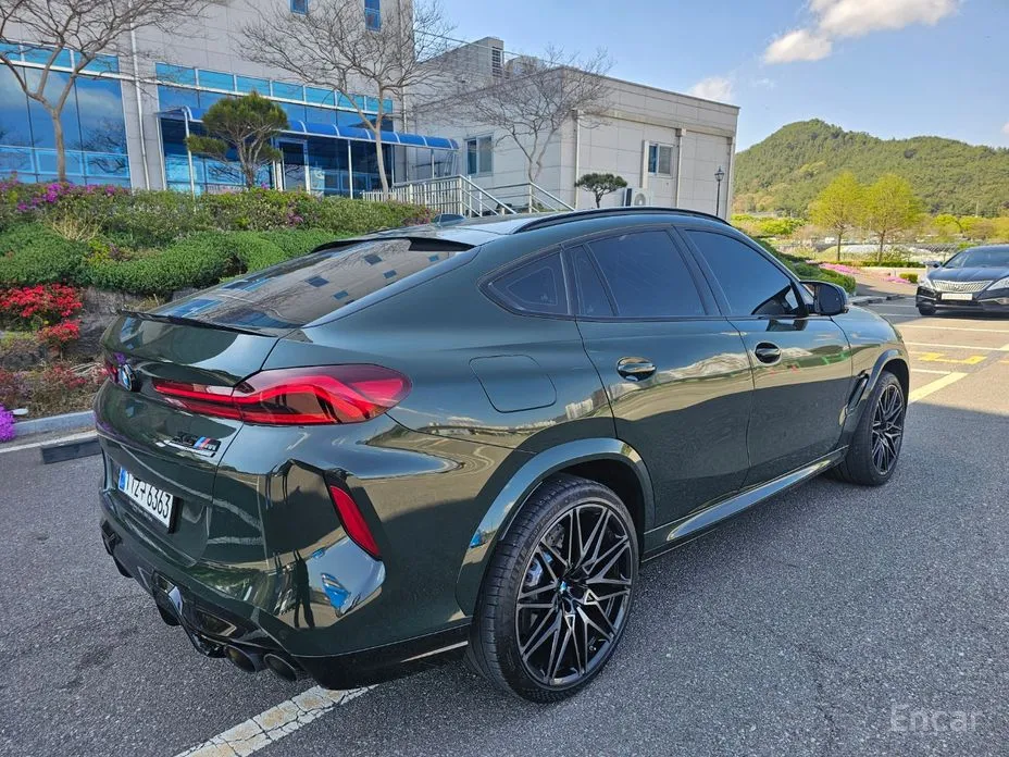 Фото 2 - BMW X6 M