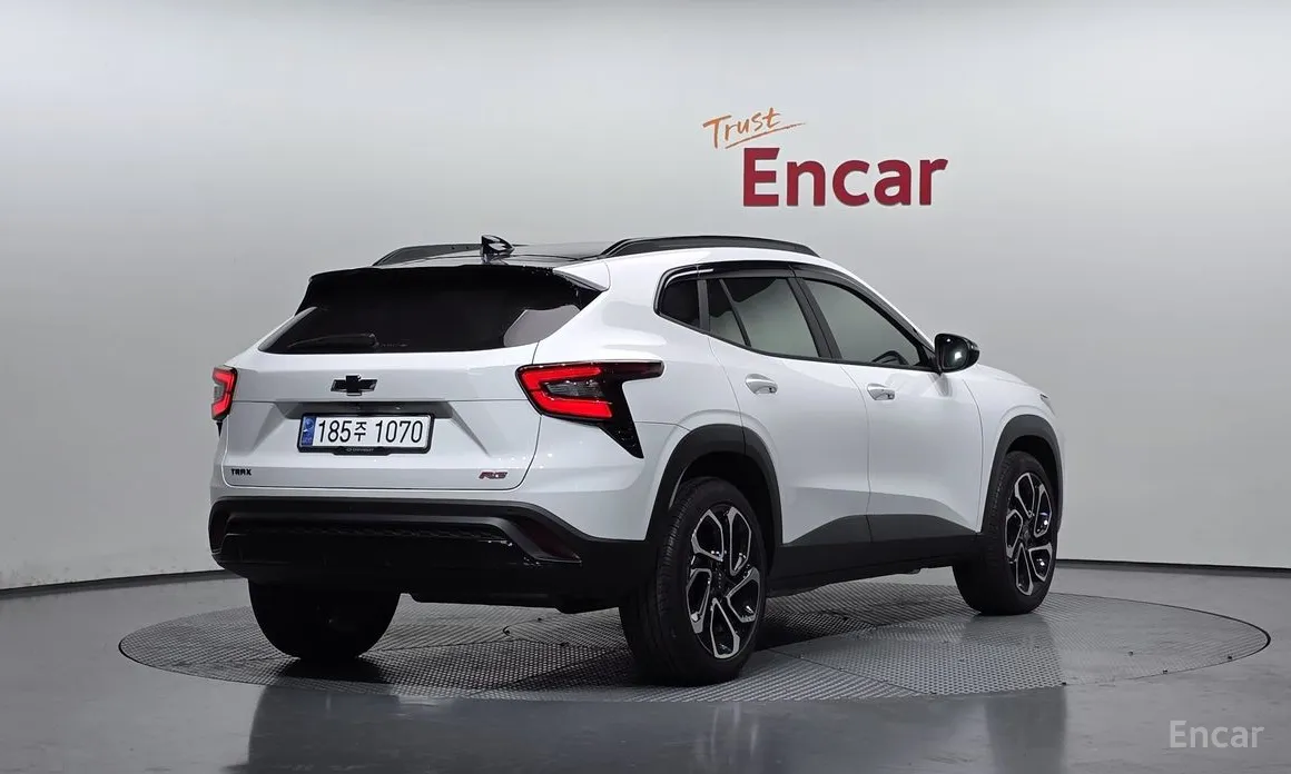 Фото 2 - Chevrolet Trax