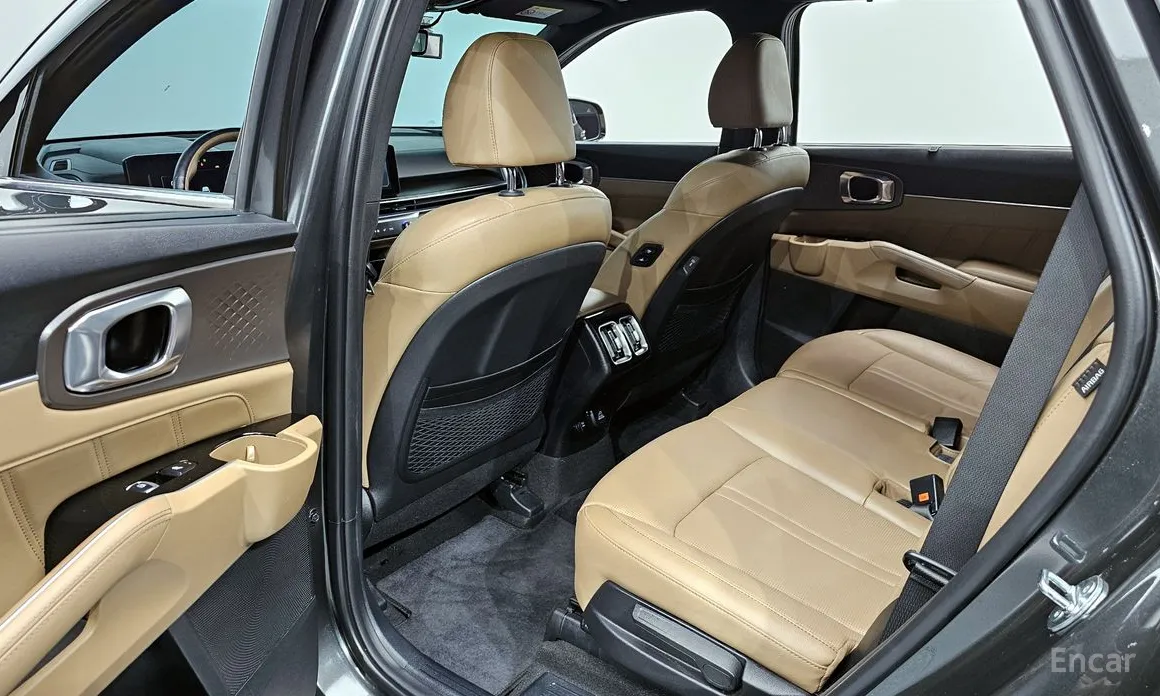 Фото 12 - Kia Sorento