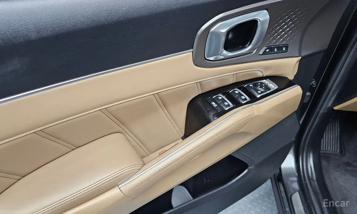 Фото 15 - Kia Sorento