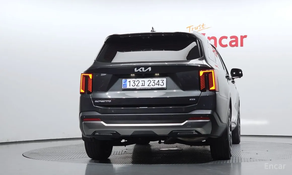 Фото 4 - Kia Sorento