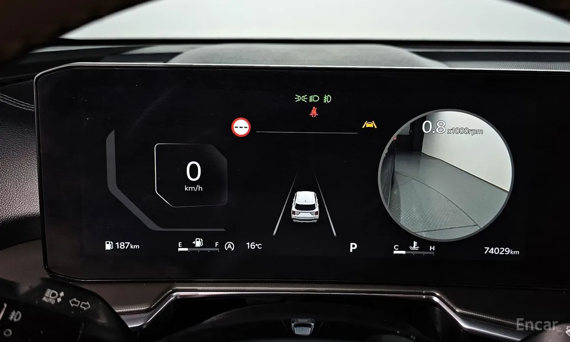 Фото 8 - Kia Sorento