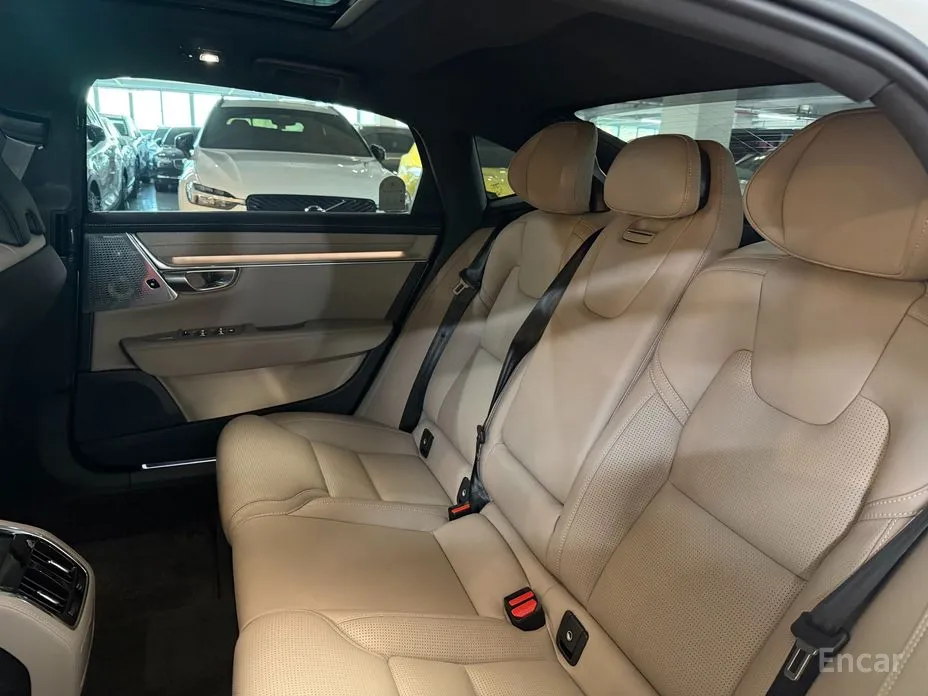 Фото 11 - Volvo S90