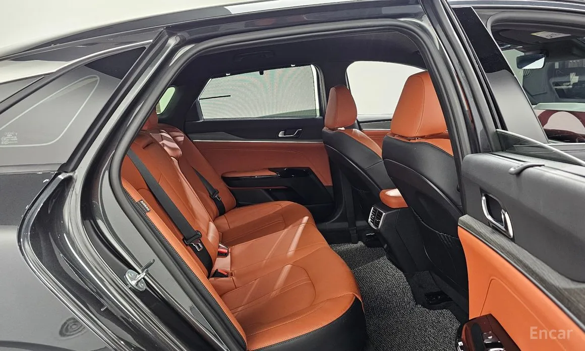 Фото 12 - Kia K5