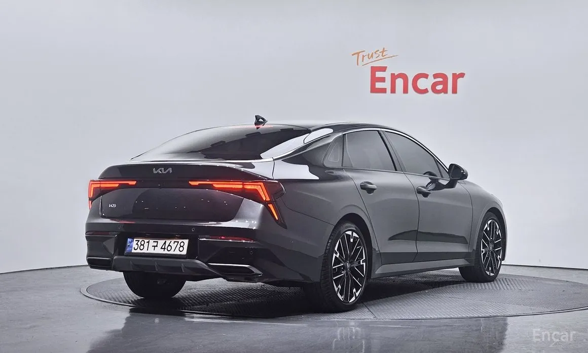 Фото 3 - Kia K5