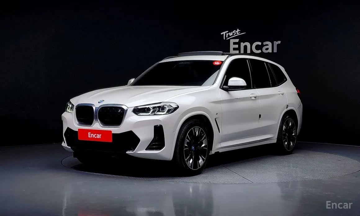 Фото 1 - BMW iX3