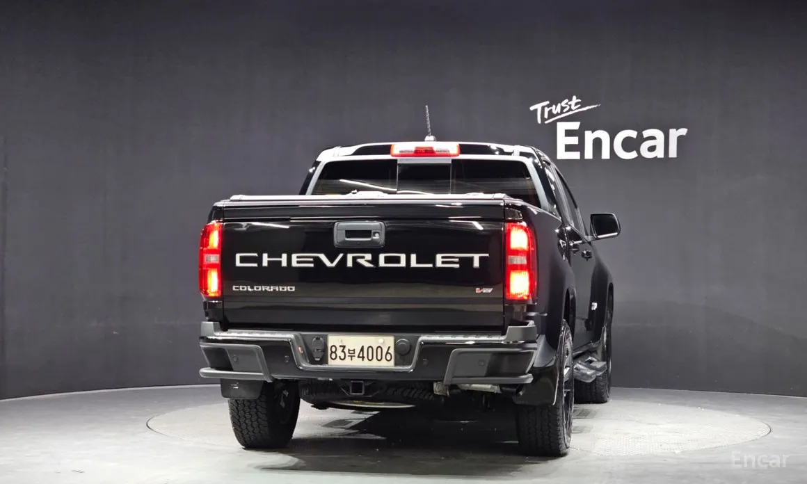 Фото 4 - Chevrolet Colorado