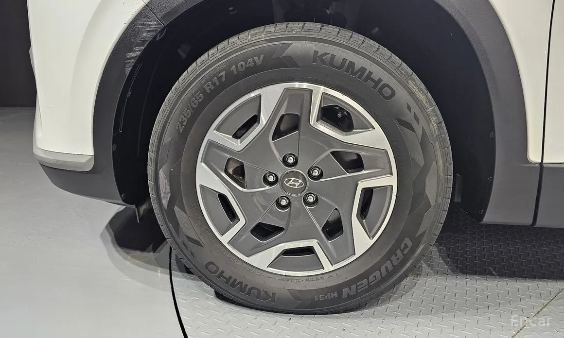 Фото 5 - Hyundai Santa Fe