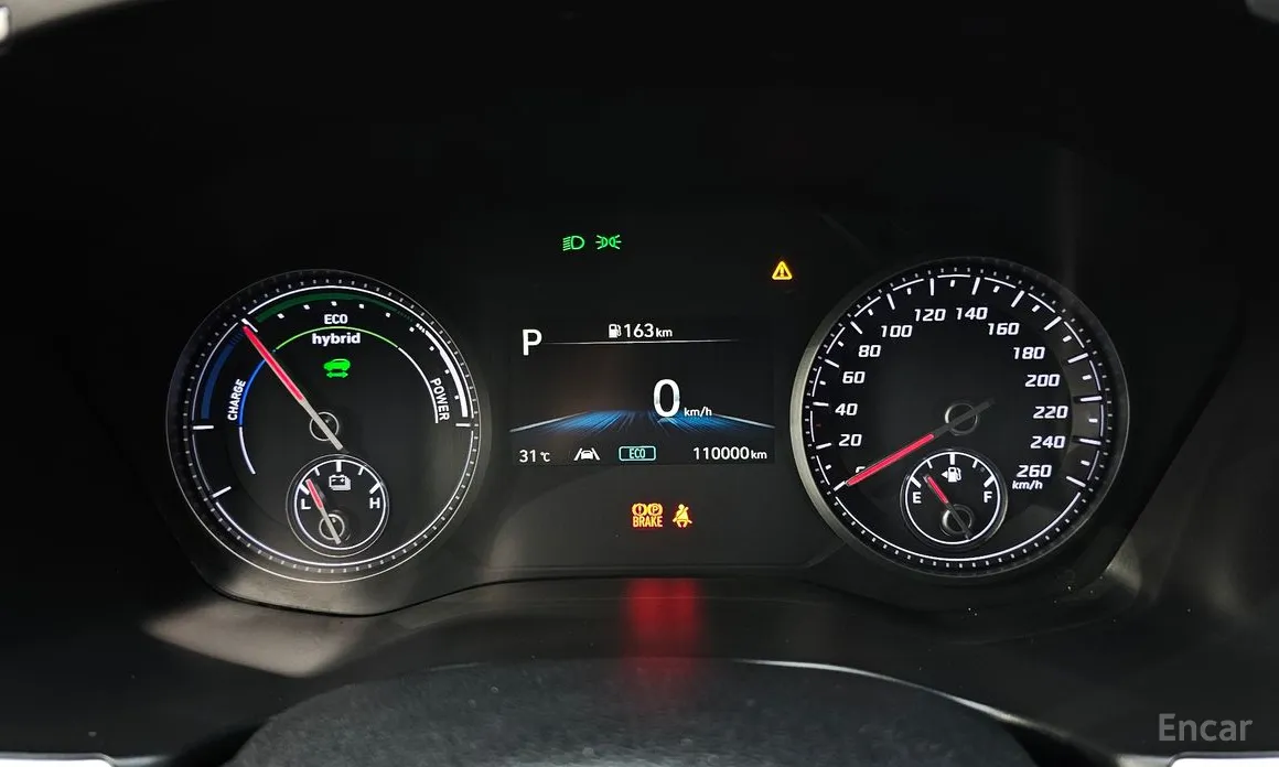 Фото 8 - Hyundai Santa Fe