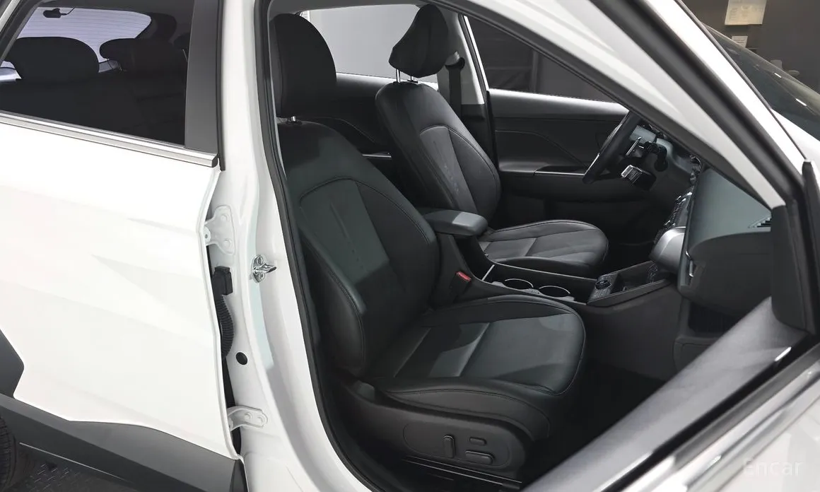 Фото 10 - Hyundai Kona