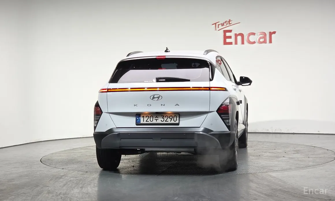 Фото 4 - Hyundai Kona