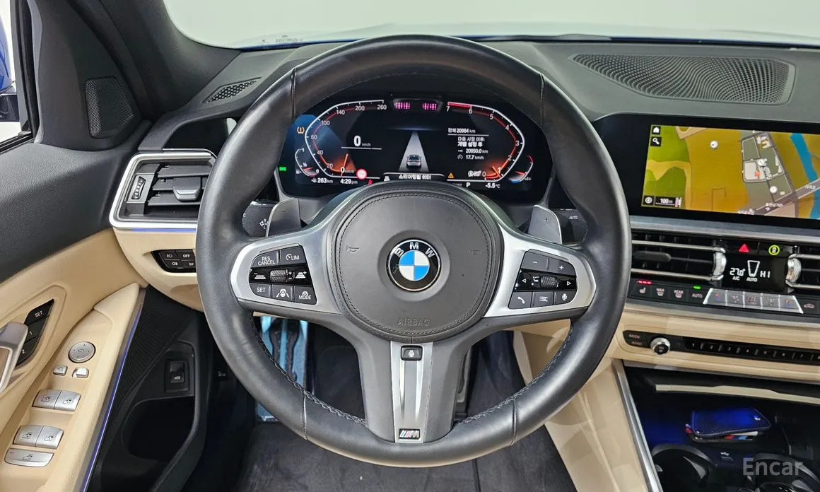 Photo 13 - BMW 3 Series