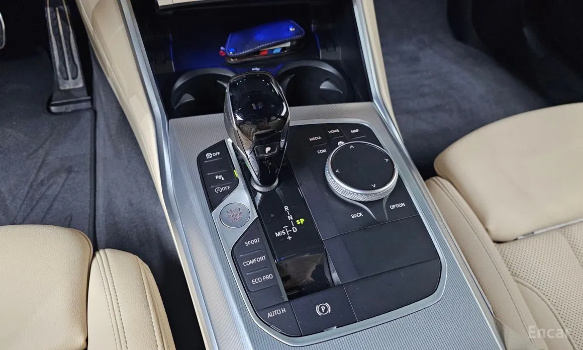 Photo 9 - BMW 3 Series