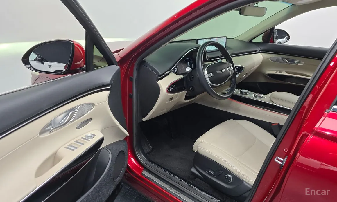 Фото 11 - Genesis GV70