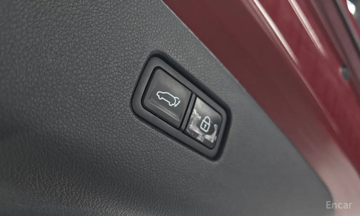 Фото 20 - Genesis GV70