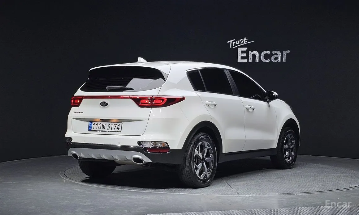 Фото 2 - Kia Sportage