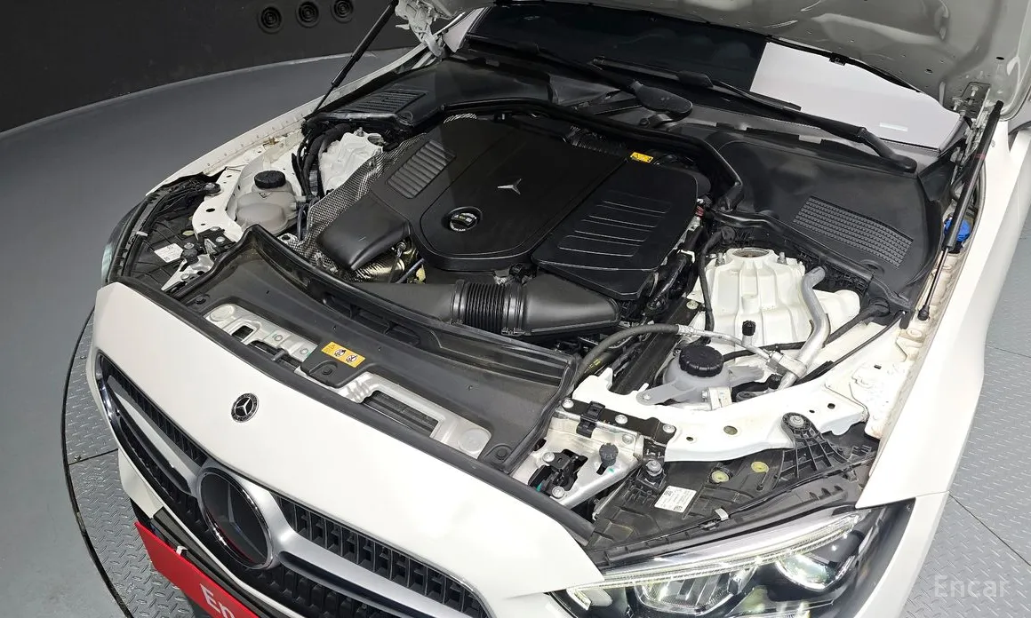 Фото 6 - Mercedes-Benz C-Class