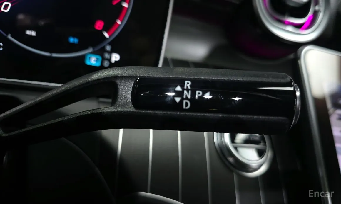 Фото 9 - Mercedes-Benz C-Class