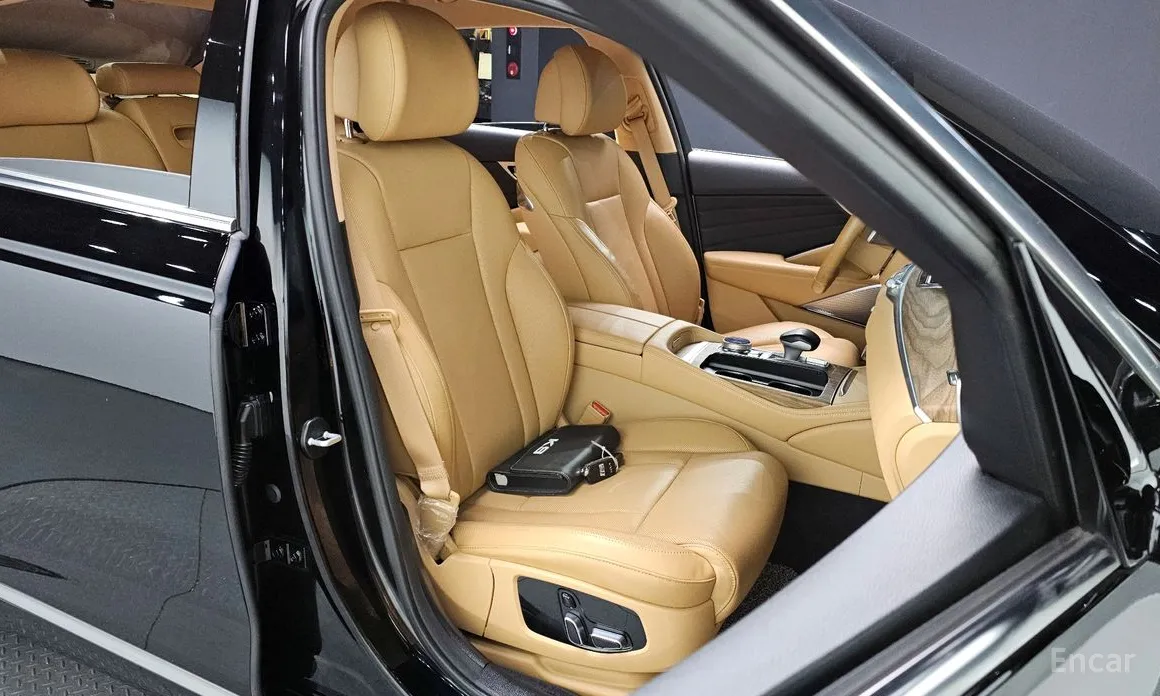 Фото 10 - Kia K9