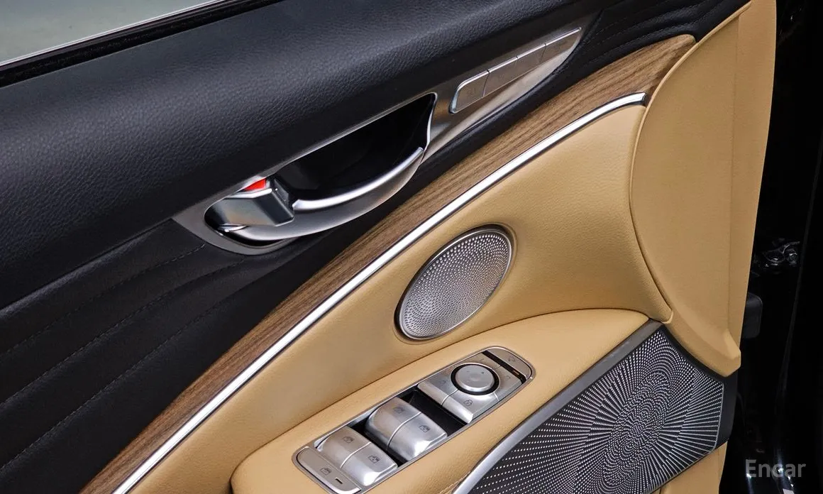 Фото 18 - Kia K9