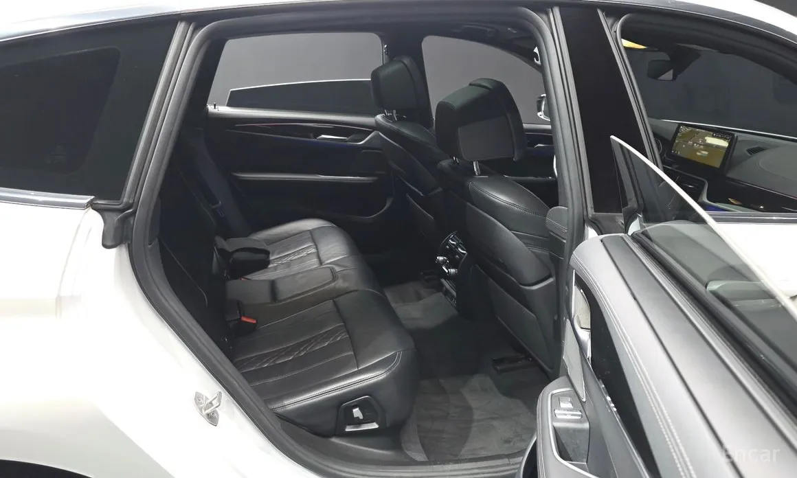 Фото 12 - BMW Gran Turismo