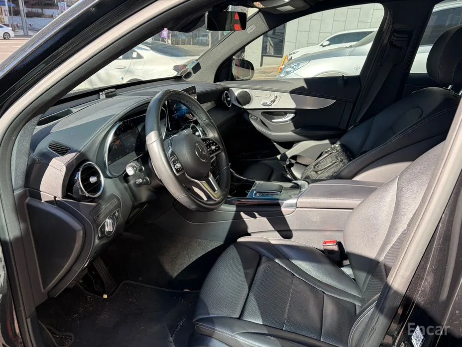 Фото 14 - Mercedes-Benz GLC-Class