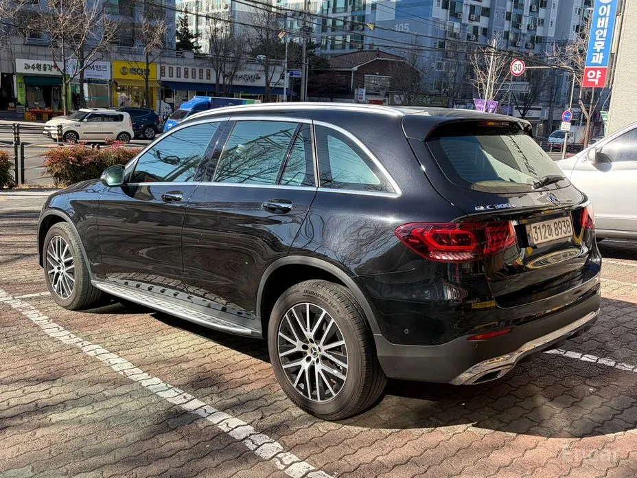 Фото 4 - Mercedes-Benz GLC-Class