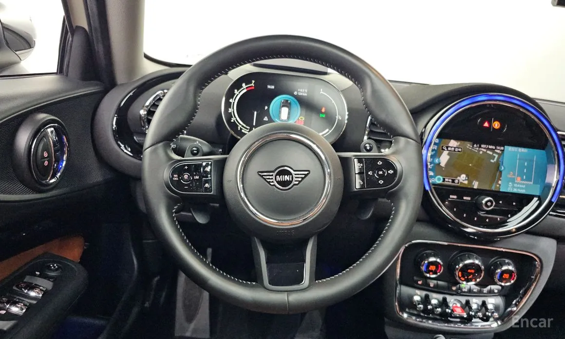 Фото 13 - Mini Clubman