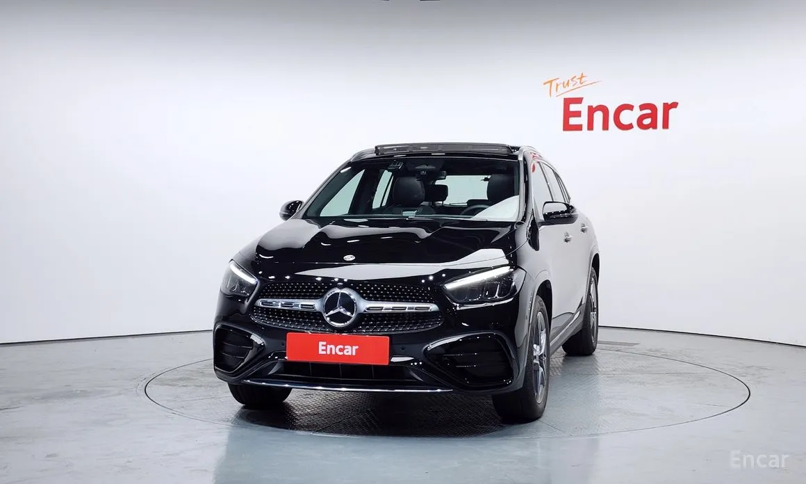Фото 3 - Mercedes-Benz GLA-Class
