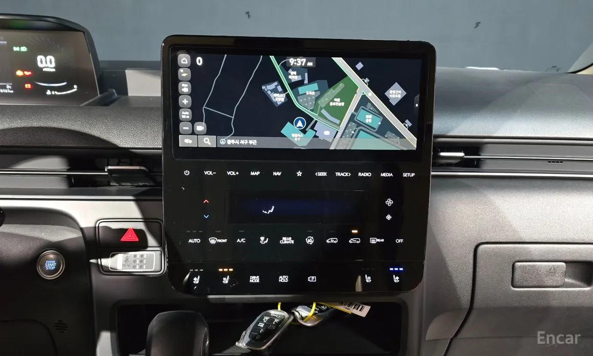 Фото 14 - Hyundai Staria