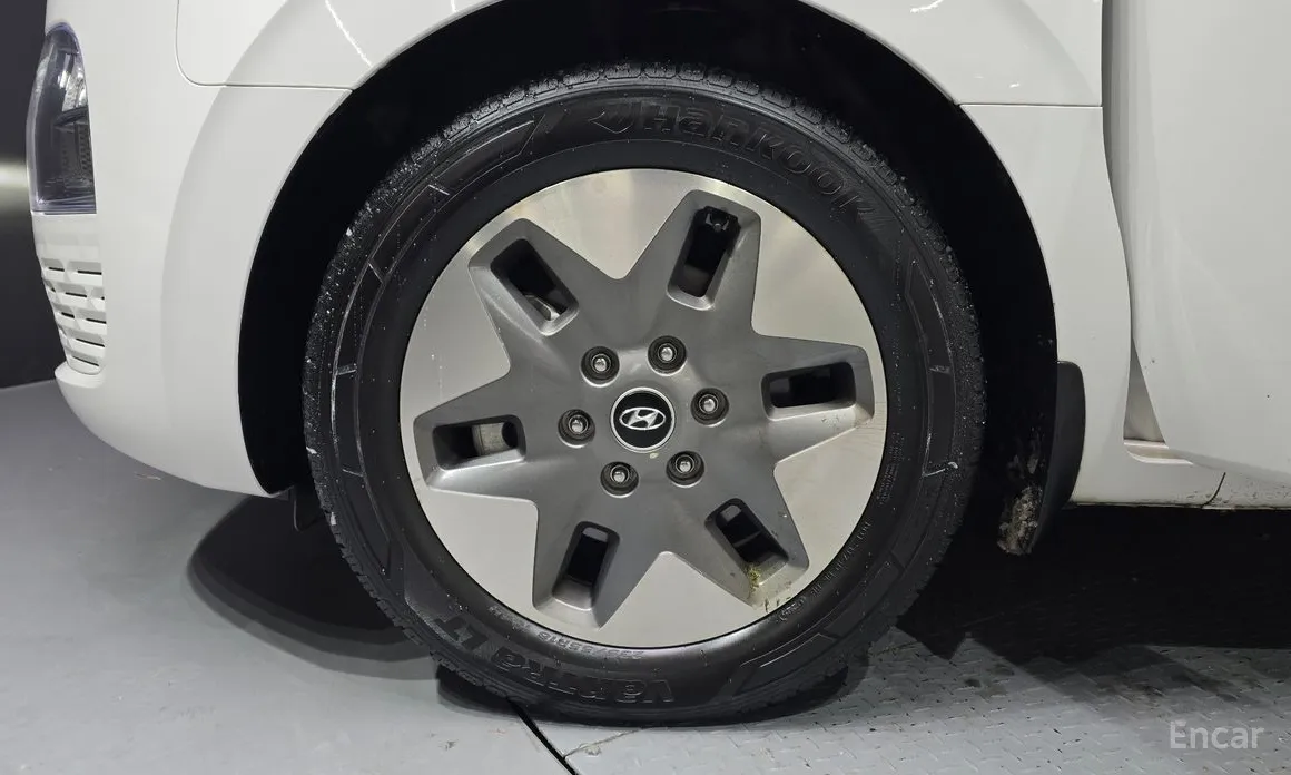 Фото 5 - Hyundai Staria