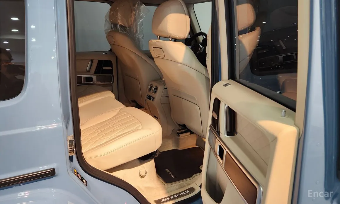 Фото 13 - Mercedes-Benz G-Class