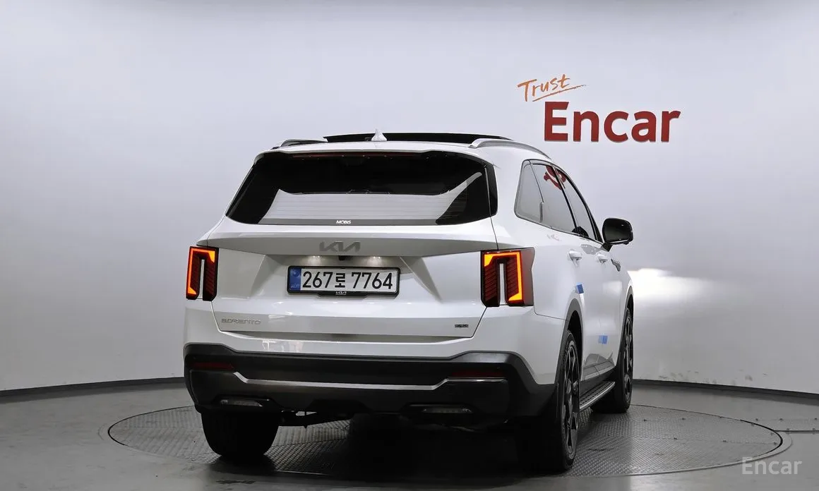 Фото 4 - Kia Sorento