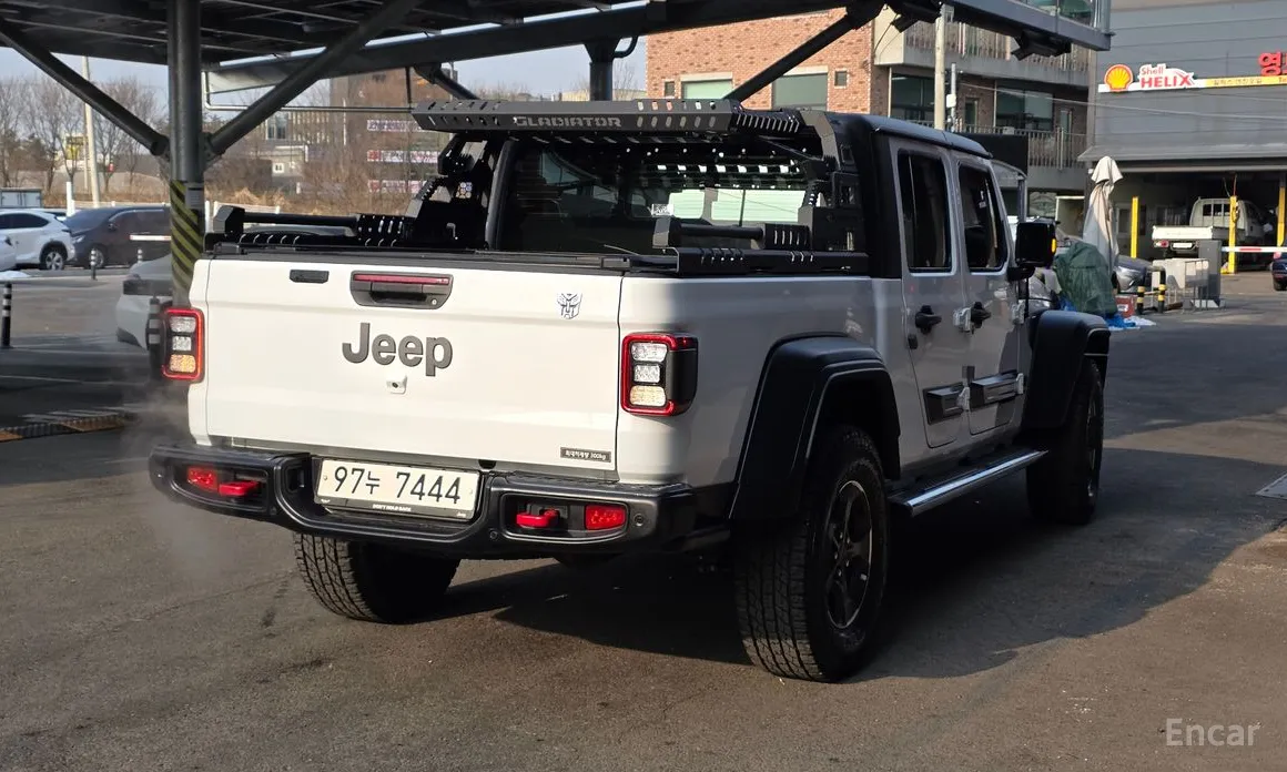 Фото 2 - Jeep Gladiator