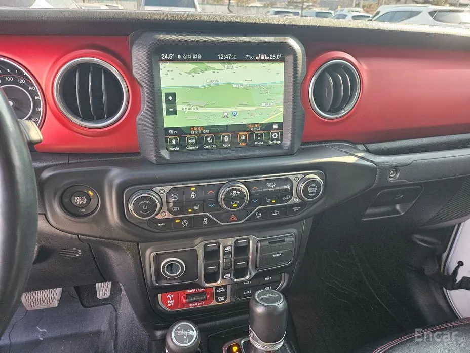 Фото 13 - Jeep Gladiator