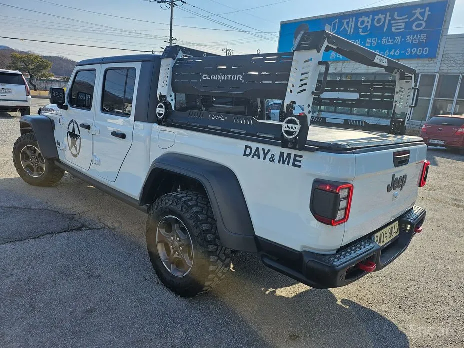 Фото 5 - Jeep Gladiator