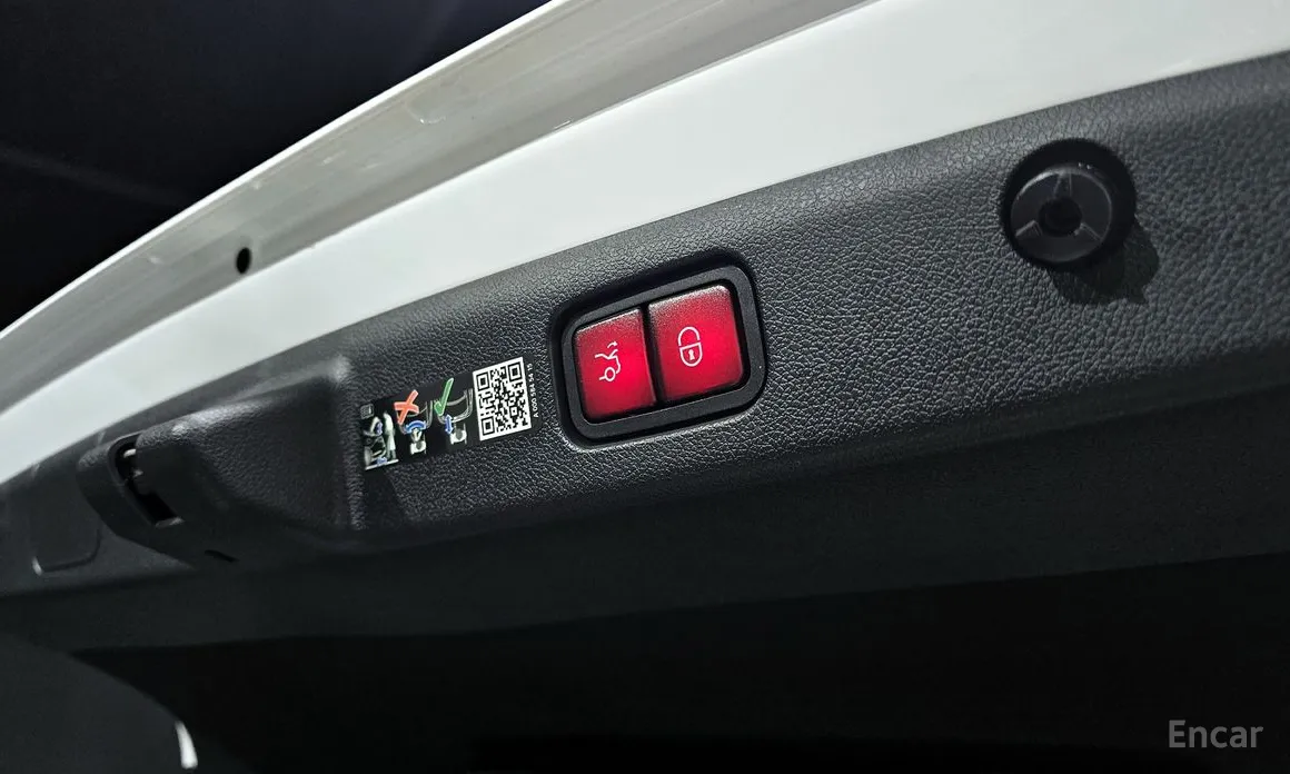 Фото 20 - Mercedes-Benz E-Class