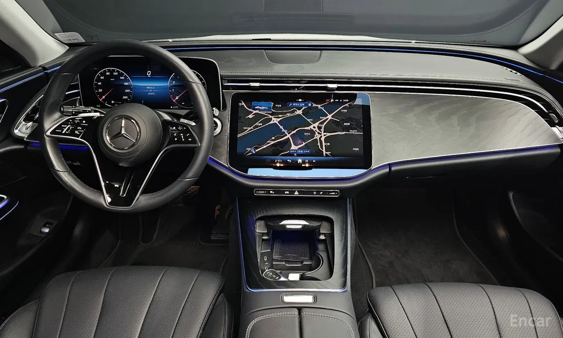 Фото 7 - Mercedes-Benz E-Class