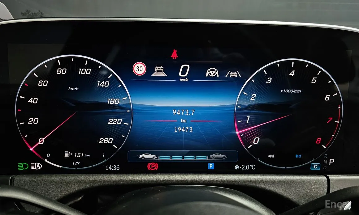 Фото 8 - Mercedes-Benz E-Class